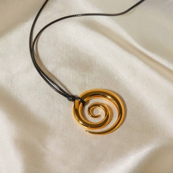 Collier Spirale Cde Noire – Image 5