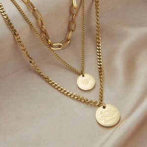 Collier Rond Gravé Rétro