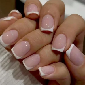 24 pcs ongles carrés cœurs mariée