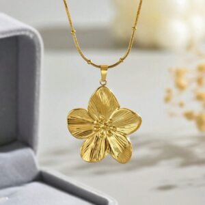 1 Collier Fleur Plaqué