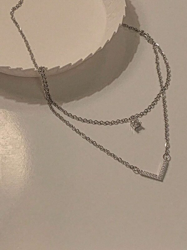 Collier V Zircone Élégant – Image 4