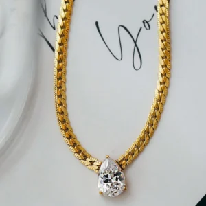 1 Collier Goutte Zircone