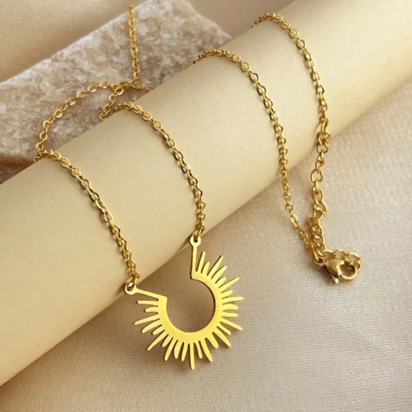 Collier Soleil Découpé – Image 3