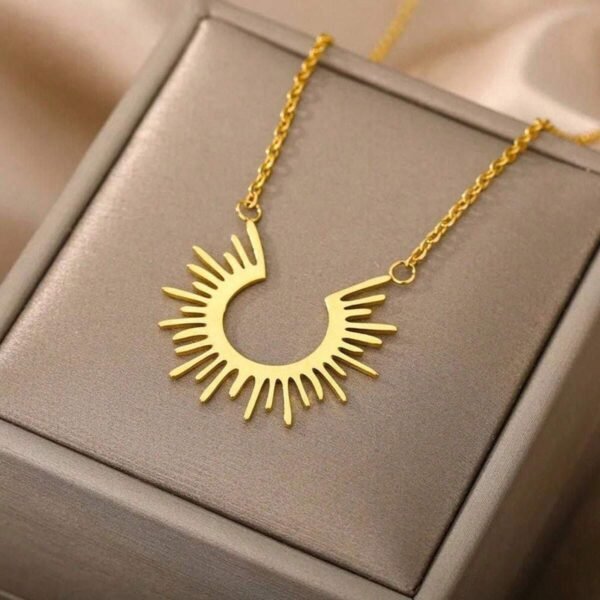 Collier Soleil Découpé