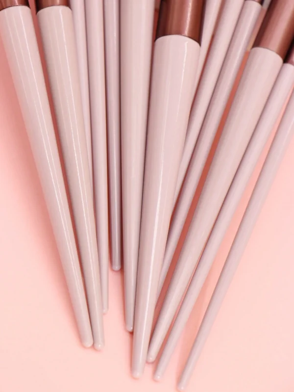 13 pcs pinceaux + 2 éponges marron – Image 9