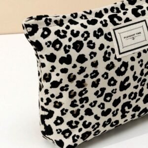 Sac léopard blanc maquillage