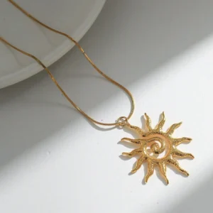 1 Collier Vintage Soleil