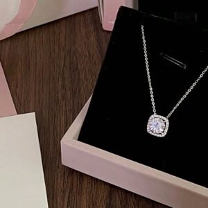 Collier Cube Zircone Fin