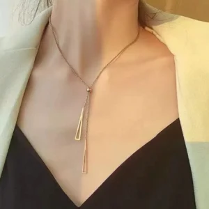 Collier Triangle Géométrique Gland