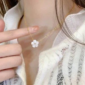 Collier Fleur Coquillage Fin