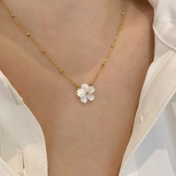 Collier Lotus Coquille Inox – Image 3