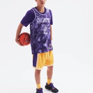 LeBron Witness 8