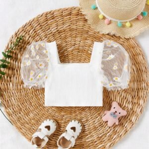 Top marguerite manches bouffantes