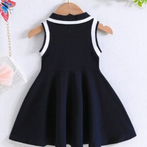 Robe sans manches boutonnage