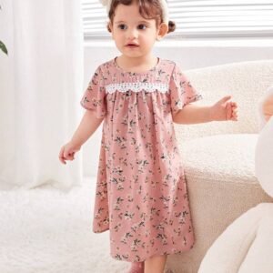 Robe imprimée fleurs dentelle