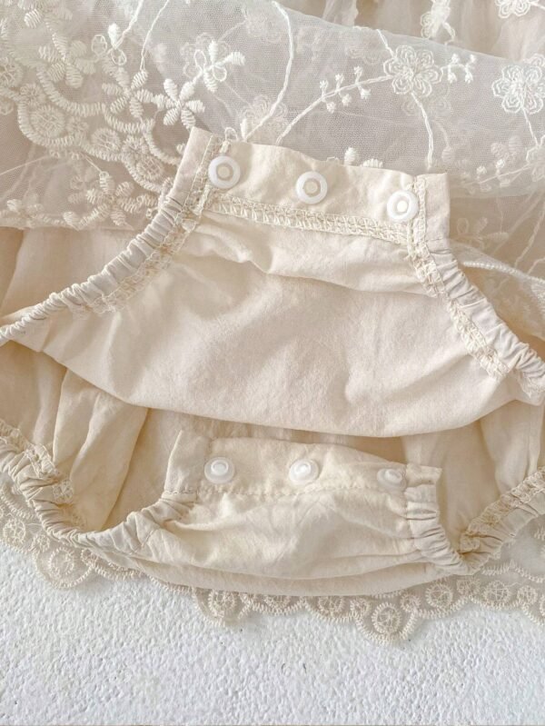 Robe brodée manches courtes – Image 4
