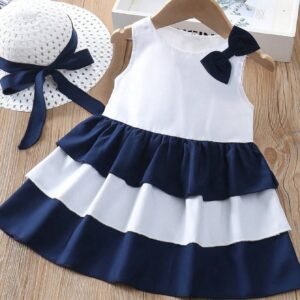 Robe sans manches rayée