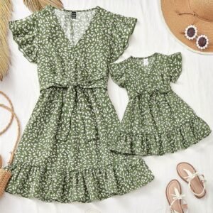 Robe été fleurs manches courtes