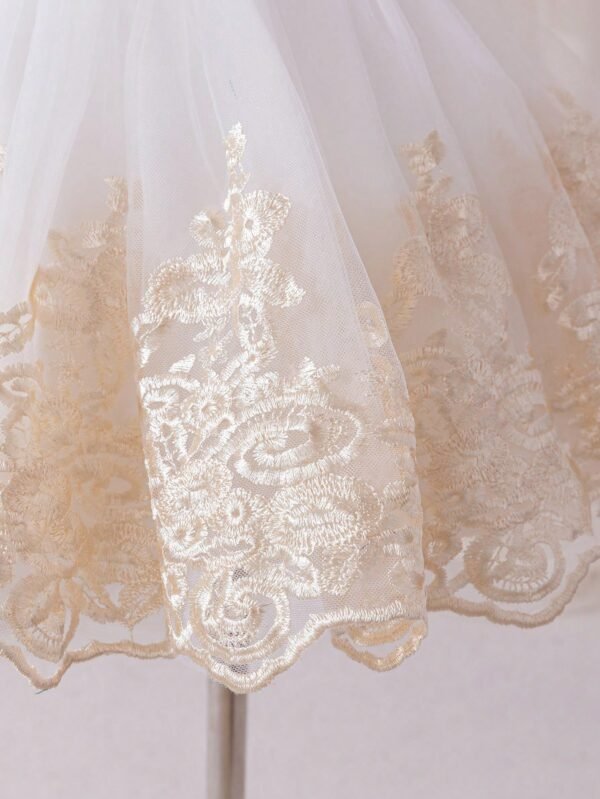 Robe baptême broderie nœud – Image 7