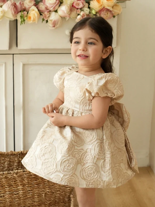 Robe manches courtes roses – Image 3