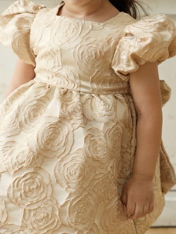 Robe manches courtes roses – Image 5