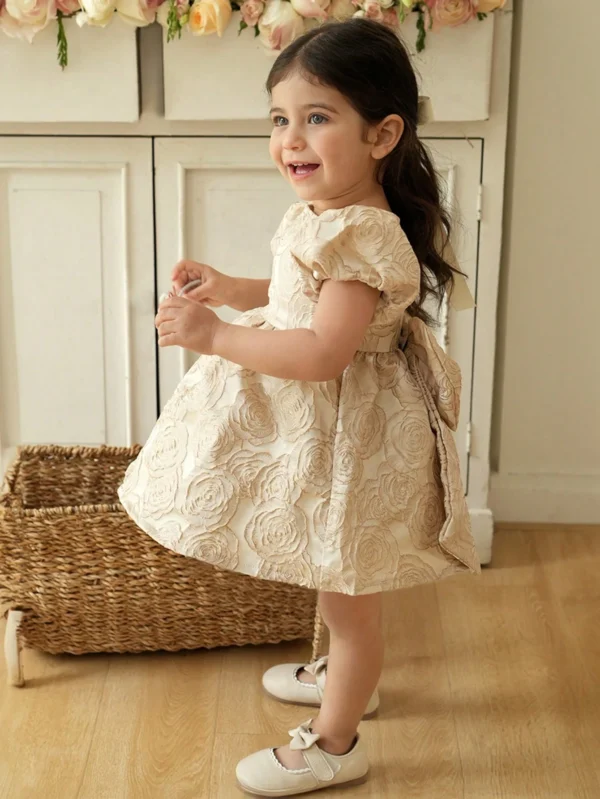 Robe manches courtes roses – Image 6