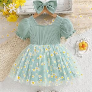 Robe col bénitier manches