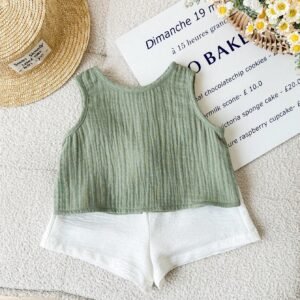 Débardeur vert nœud papillon