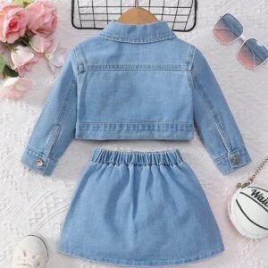 Veste jean + jupe mini