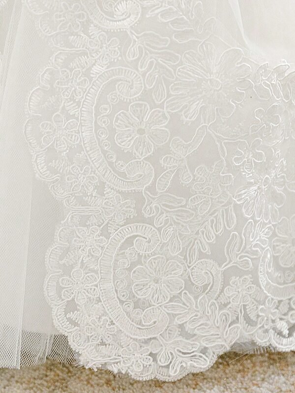Robe baptême dentelle manches – Image 9