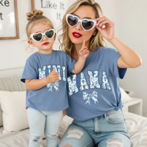 2 pcs t-shirts fleurs lettres assortis