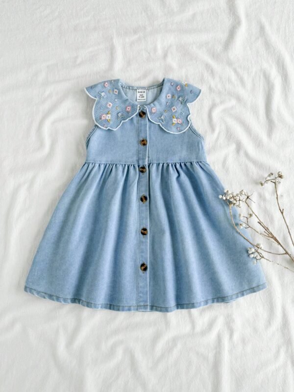 Robe brodée été – Image 3